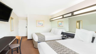 Microtel Inn & Suites by Wyndham Bowling Green