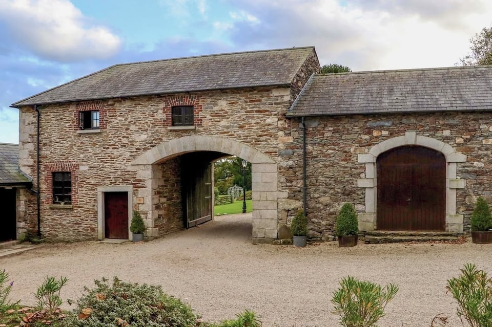 ENCLOSURE in Ballybeg