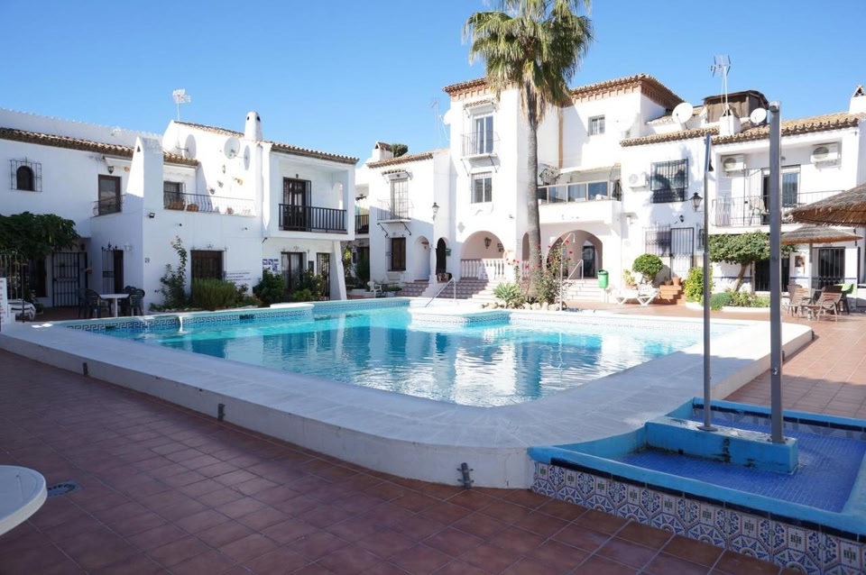 NUEVA Nerja 21 Menyber