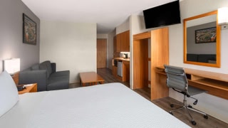Microtel Inn & Suites by Wyndham Ann Arbor