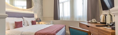 Public House Hotel