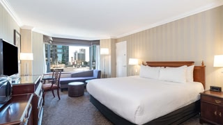 Sandman Signature Edmonton Downtown Hotel