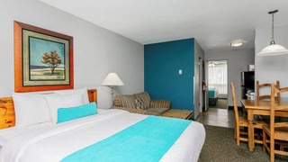 Tonquin Inn
