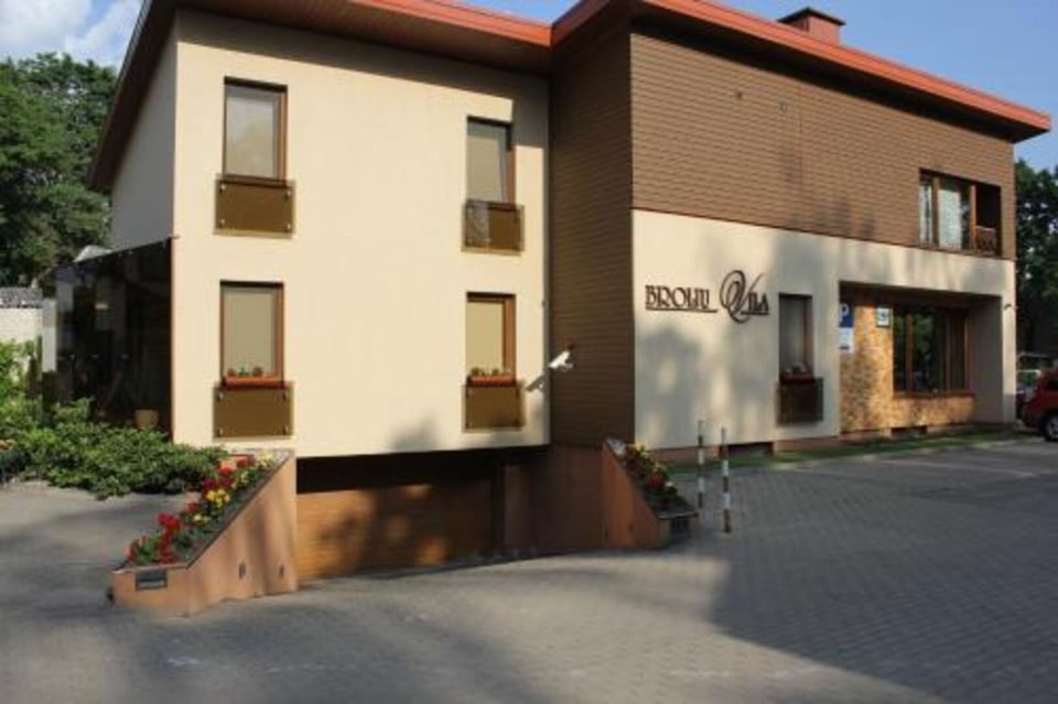 Broliu Vila