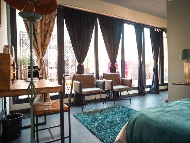 Hotel Lincoln Lounge