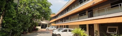 Airport Inn