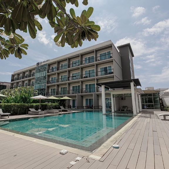 Phuket hotels with rates starting from $10 | Skyscanner
