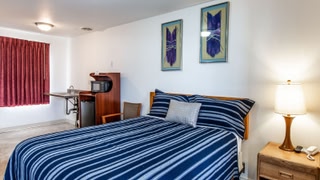 Autzen Inn