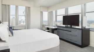 Loews Philadelphia Hotel
