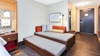 Holiday Inn & Suites Toledo Southwest - Perrysburg by IHG