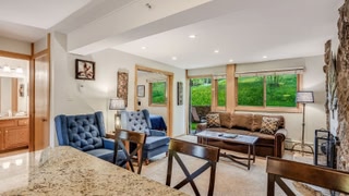 Laurelwood Condominiums 108