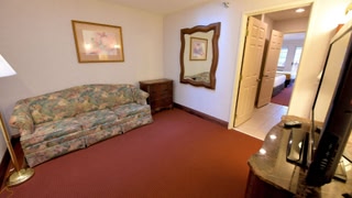 Crown Choice Inn & Suites Lakeview and Waterpark