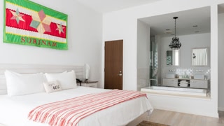 Bungalow Hotel
