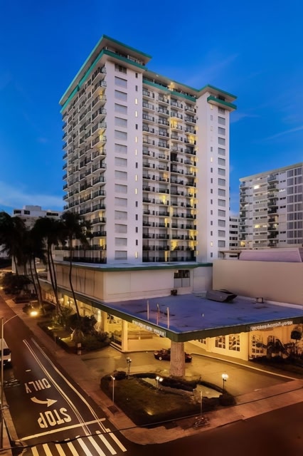 ワイキキ リゾート ホテル、ホノルルのホテル - スカイスキャナー