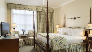 Saratoga Arms Hotel