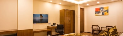 Yatri Suites and Spa
