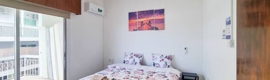 CityCenter Rooms Next to the Beach