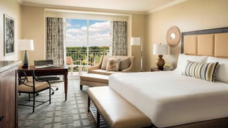 The Ritz-Carlton Naples, Tiburón