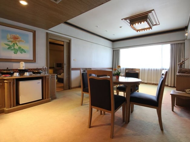 Chiang Mai Hill Hotel