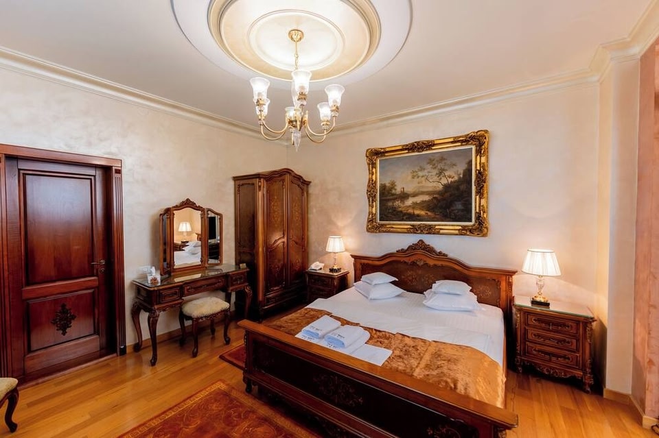 Villa Bijoux, Ploieşti Hotels - Skyscanner