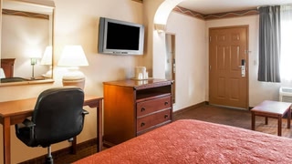 Quality Inn & Suites Las Cruces - University Area