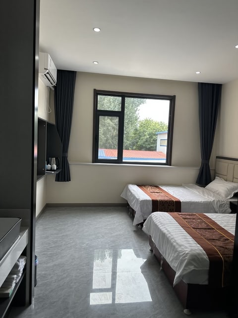 Xiongxian Lianchi Hotel