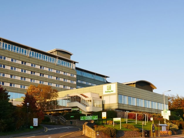 Holiday Inn Edinburgh Zoo by IHG