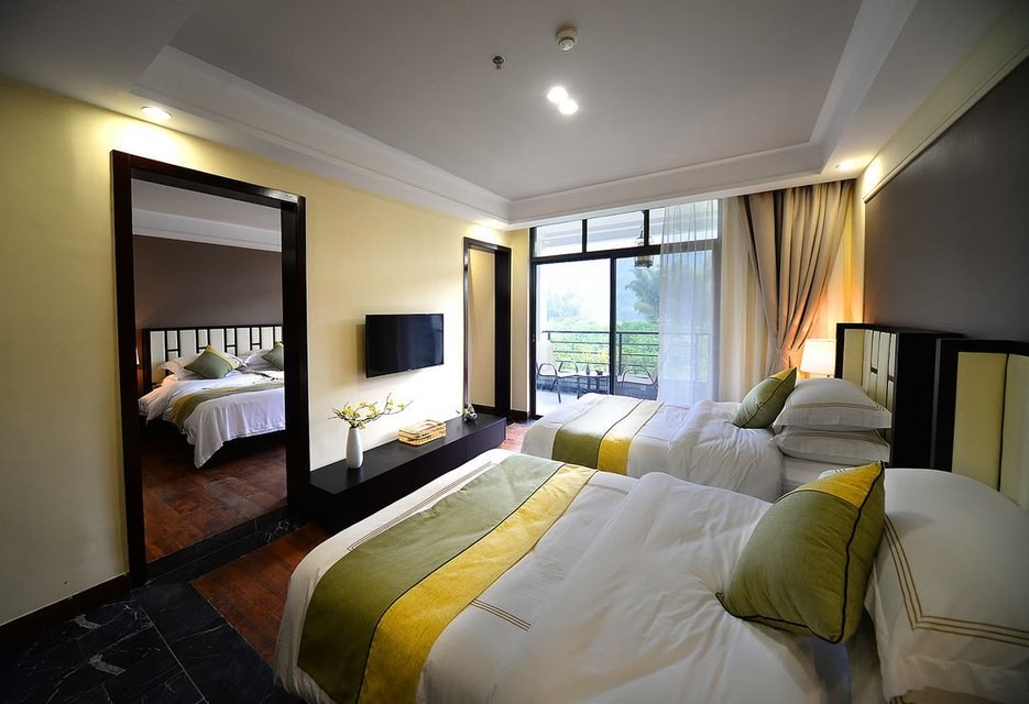 Xianyunju Resort Hotel (Yangshuo 20 Yuan Scenic Area Branch), 桂林 ...