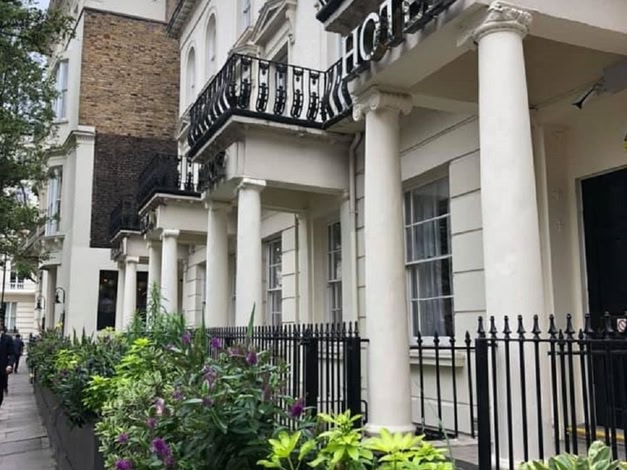 Berjaya Eden Park London Hotel