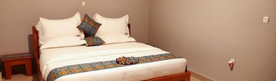 Shaste City Hotel