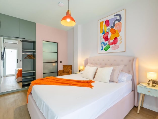 Charm Beach Retreat