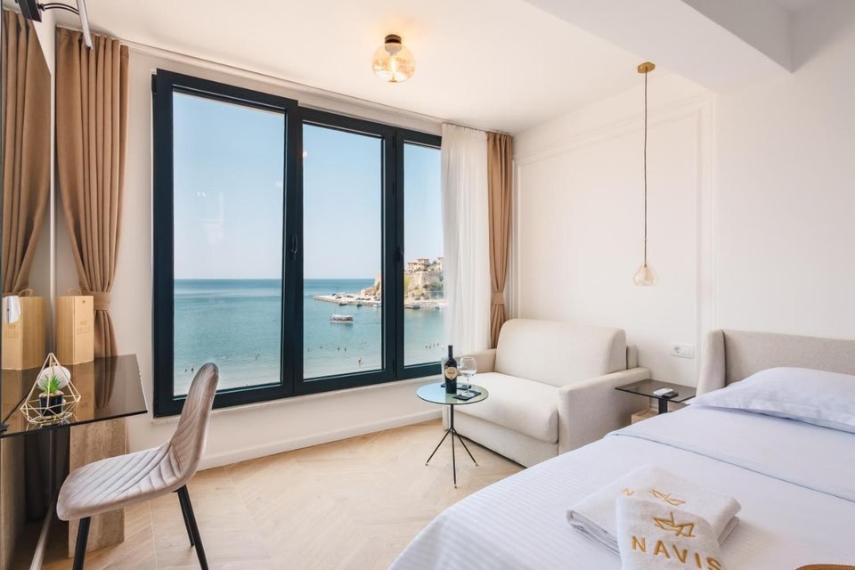 Hotel Navis