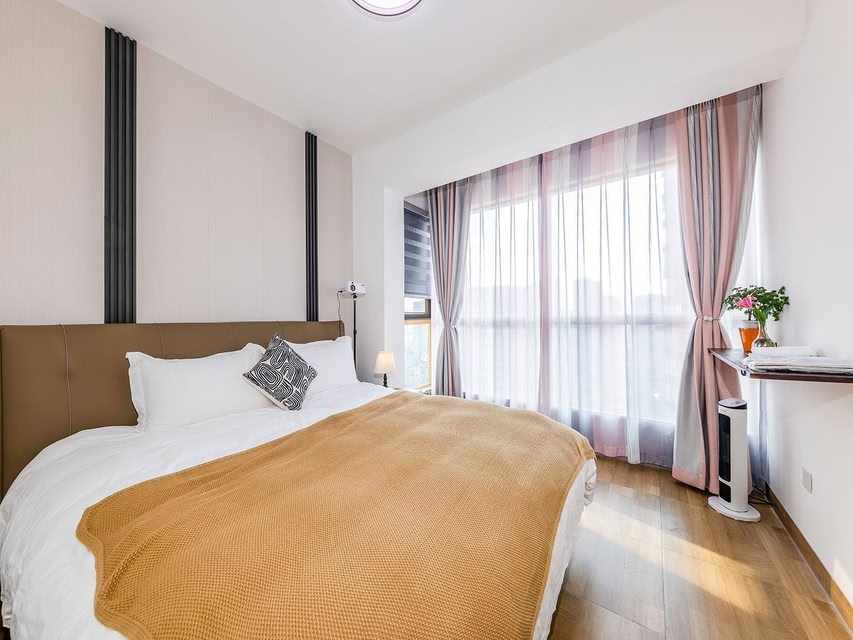 Anne Inn 2602