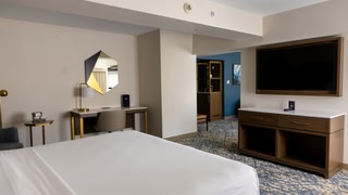 DoubleTree by Hilton Hotel Tinton Falls - Eatontown