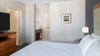 Homewood Suites by Hilton Gateway Hills Nashua