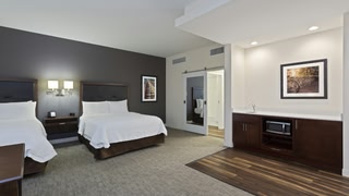 Hampton Inn & Suites Richmond - Downtown