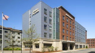 Hampton Inn & Suites Worcester