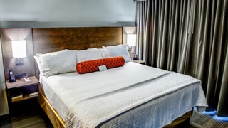 DoubleTree by Hilton West Fargo Sanford Medical Center Area
