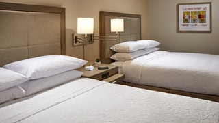 Hampton Inn Long Beach Airport