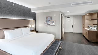 Tulsa Club Hotel, Curio Collection by Hilton