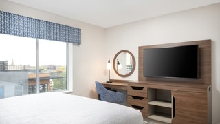 Hampton Inn & Suites by Hilton Rochester Downtown
