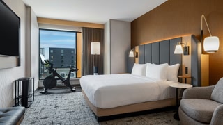 Tempo By Hilton Louisville Downtown Nulu