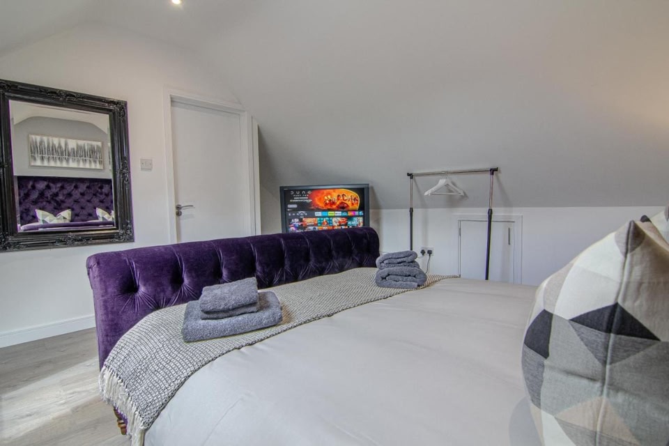 Gorgeous Loft Room