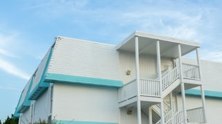 Ocean Sands Beach Boutique Inn - Stay At the Beach
