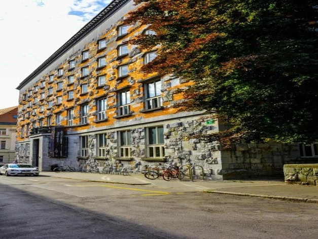Hotel Mrak 4*