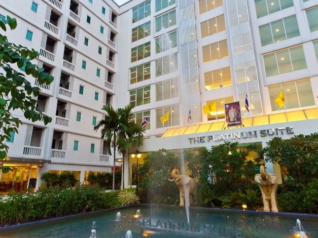 Sunday Platinum Suites