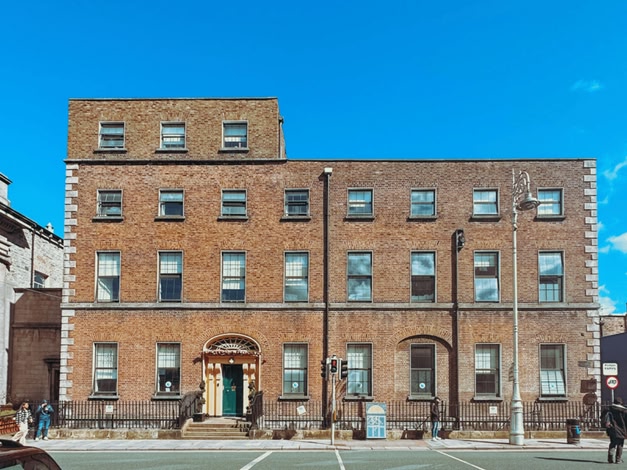 Gardiner House Hostel