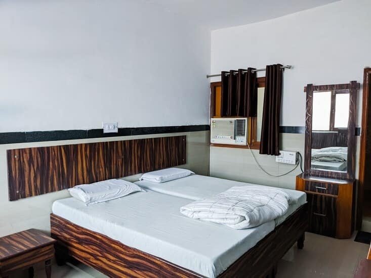 Hotel Goverdhan Agra