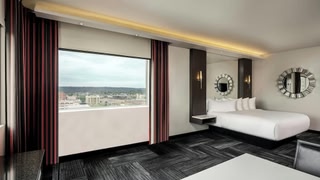 The Davenport Grand, Autograph Collection