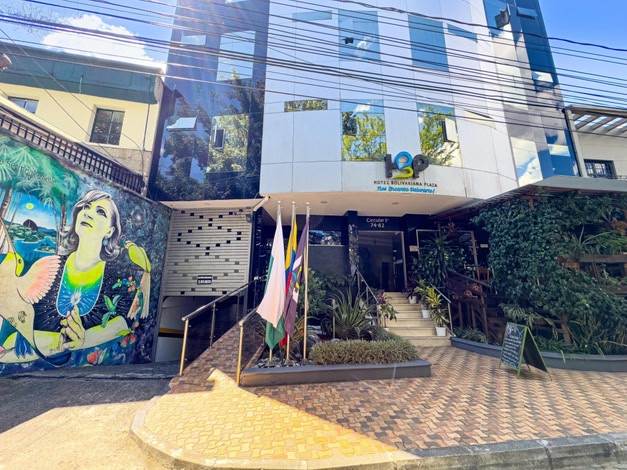 Hotel Bolivariana Plaza Medellin